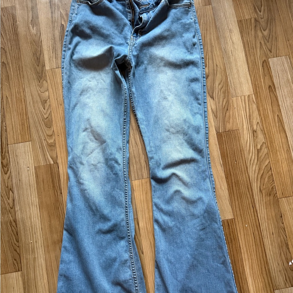 Hollister 8L flare jeans